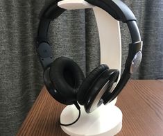 Headphone stand wit